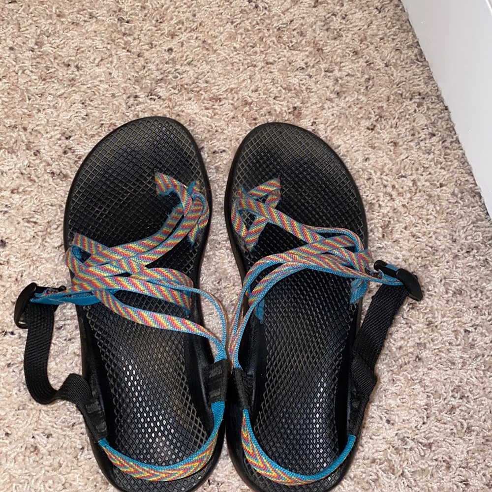 women’s rainbow chacos size 9